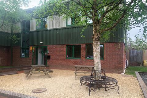 Peter Cooks Bread - Shop exterior