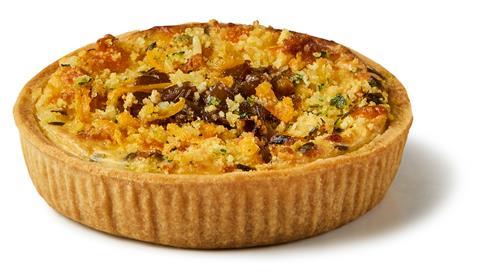 Vintage Cheddar & Caramelised Onion Tart_2025-04_US-1347-RT