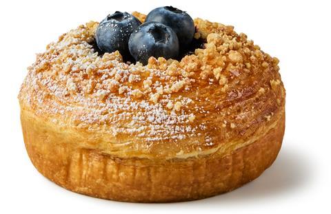 Blueberry Crumble Croissant Bun_2025-04_US-1420-RT