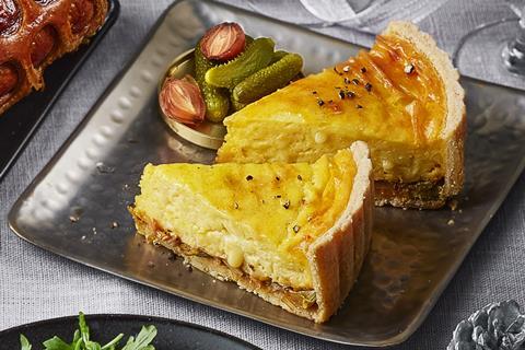 8 Three Cheese & Caramelised Leek High-Wall Quiche - Tesco Finest Chefs Collection  2100x1400