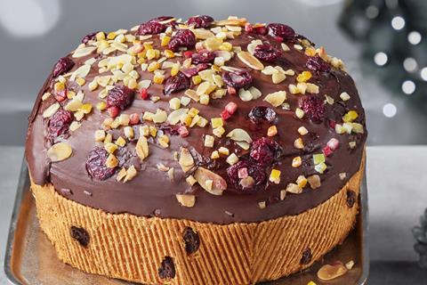 27 Tesco Finest Blackberry & Dark Chocolate Panettone - 2100x1400