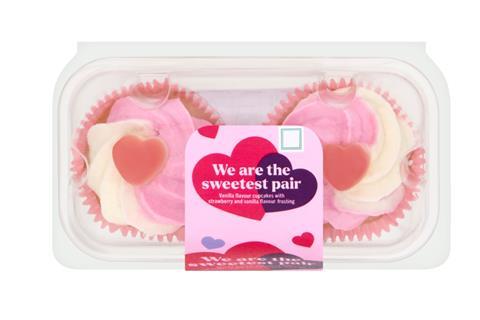 Asda - Vanilla Flavour Cupcakes with Strawberry and Vanilla Flavour Frosting - 2100x1400