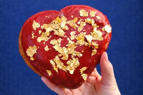 Borough 22 - XL Heartbreaker - 2100x1400