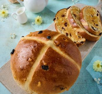 Co-op - Giant Hot Cross Bun