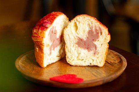 Cakesmiths - Raspberry Cruffin - 2100x1400