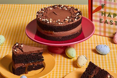 Cutter & Squidge - Chocolate Peanut Butter Naked Cake - 2100x1400