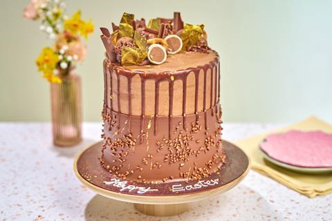 Lola's Cupcakes - Chocolate Loaded Cake - 2100x1400