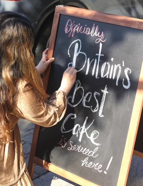 Abba Cakes - Alejandra creates a chalkboard to promote her award-winning cake - 1376x1800