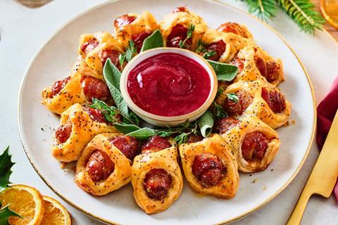 Sainsbury's - Pigs in Blanket Wreath - 2100x1400