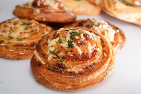 Pipp & Co - Cheddar, Cream Cheese & Chive Pinwheels - 2100x1400