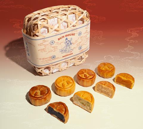 Bun House - Mooncake and basket - 2100x1899