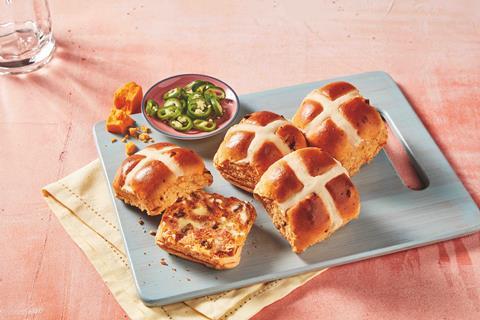 Market Street Bakery Cheese & Jalapeno hot cross buns 4pk