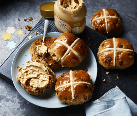 M&S Golden Blond Chocolate & Salted Caramel Hot Cross Buns