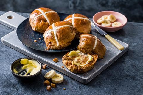 Banoffee hot cross buns with slices of banana