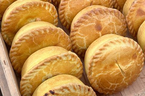 HM Pasties - Pies - 2100x1400