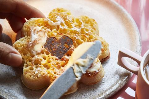 A flower shaped crumpet