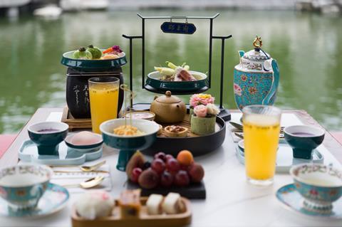 Afternoon tea in Japanese garden