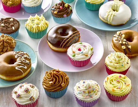 Crembel cupcakes horizontal resized 2