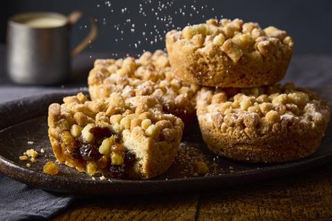 The Best Apple Caramel Crumble Topped Mince Pies