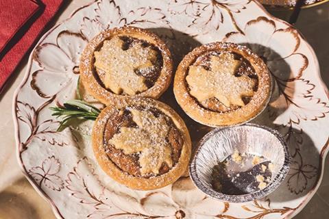 Maple & Pecan Blondie Pies