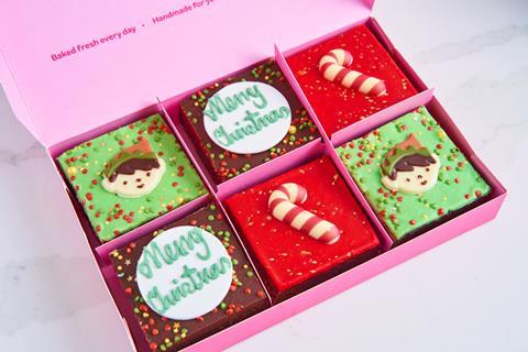 Merry & Bright Brownies, Lola’s Cupcakes
