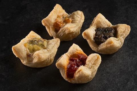 Frank Dale savoury puff pastry tarts  2100x1400