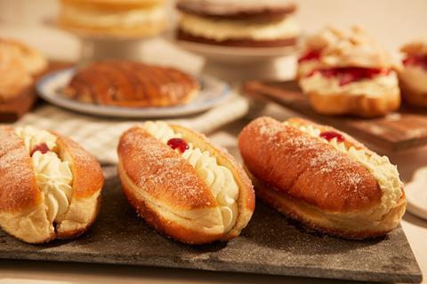 Cooplands cream doughnut