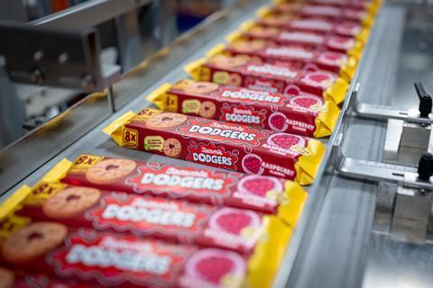 Packs of Jammie Dodgers on manufacturing line
