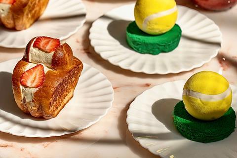 Le Café by Nicolas Rouzaud - Strawberry Sandwich and Wimbledon Special - 2100x1400
