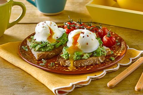 Freshpak - Poached eggs on avocado toast - 2100x1400