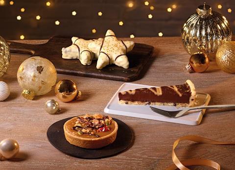 Florentine Mince Tart, Chocolate & Salted Caramel Torte and Crispy Chocolate Stars