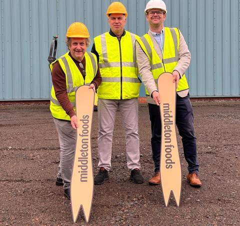 Middleton Foods – L-R Middleton Foods general manager Pete Moss and director Glen Middleton with Qook! by KFE sales director