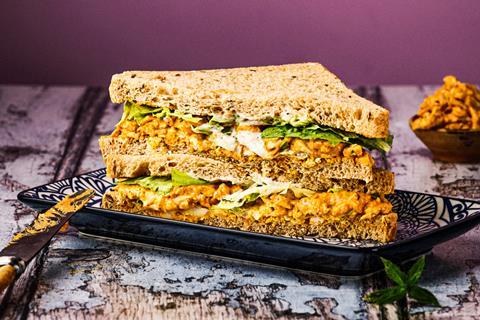 Tiffin Sandwiches - Chicken Tikka & Mint Yoghurt Sandwich 2100x1400