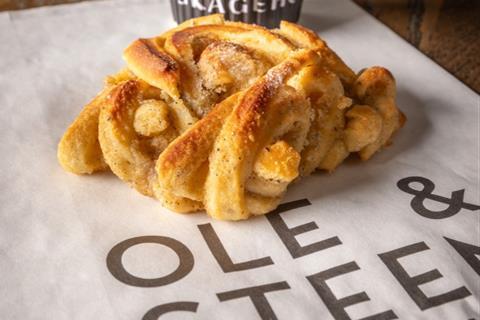 Ole & Steen cinnamon social and coffee cup