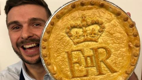 Turner’s Pies receives order from Buckingham Palace