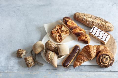 Délifrance baked goods including baguettes and pastries