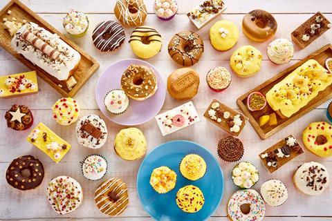 CSM Ingredients - Sweet bakery products iced with the Craigmillar Crembel range - 2100x1400