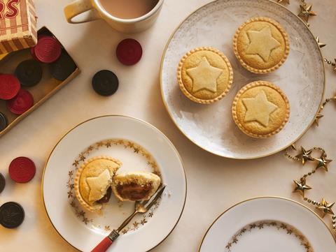 Tipsy Toffee Tarts on a cream plate