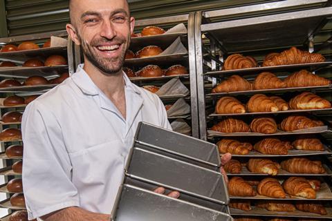 Invicta Bakeware - 2100x1400
