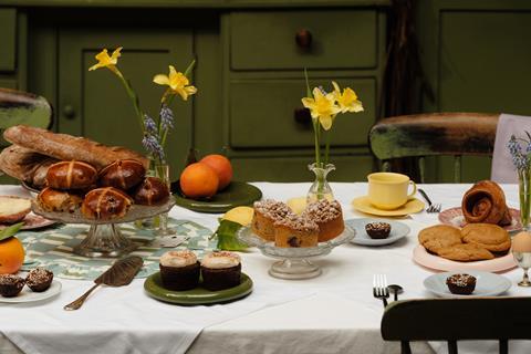 Gail's - Spring table - 2100x1400