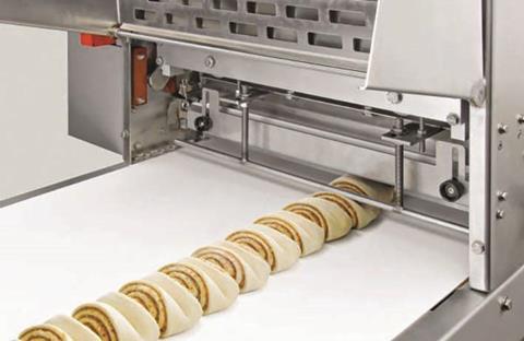 Production of roll-wound pasty, also known as 'snails', with pressed finish on a Rondo make-up line