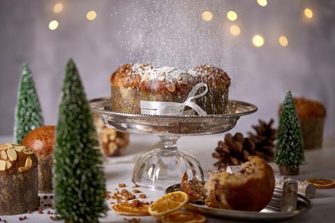 Henley Bridge - Toffee Orange & Dark Choc Panettone (dusting)